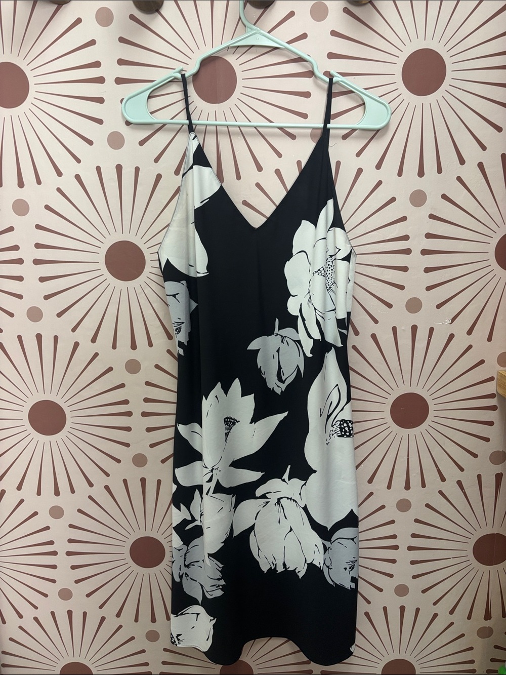 Natori Black & White Floral Slip Dress - Women's Intimates - S